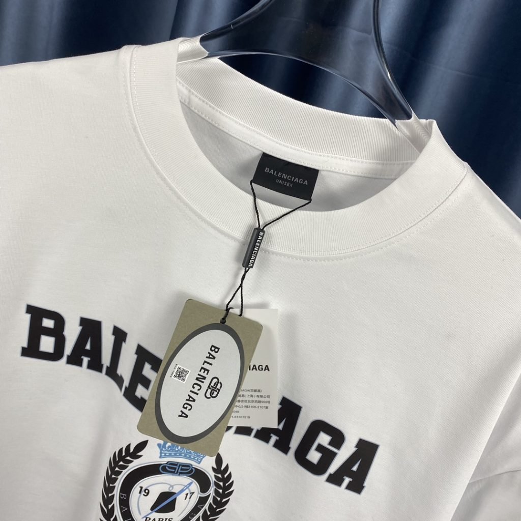 BALENCIAGA(バレンシアガ) ス ーパーコピー   アルファベットプリントおしゃれ半袖ペアルックTシャツ  激安通販