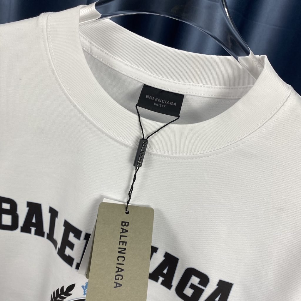 BALENCIAGA(バレンシアガ) ス ーパーコピー   アルファベットプリントおしゃれ半袖ペアルックTシャツ  激安通販