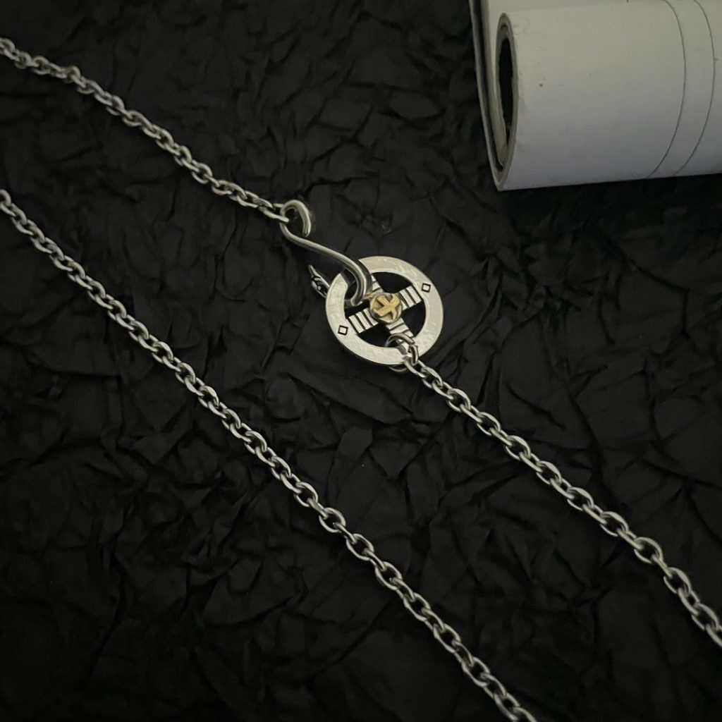 Goro’s（ゴローズ）高橋吾郎 偽物 羽根銀餅ペンダントネックレス 通販