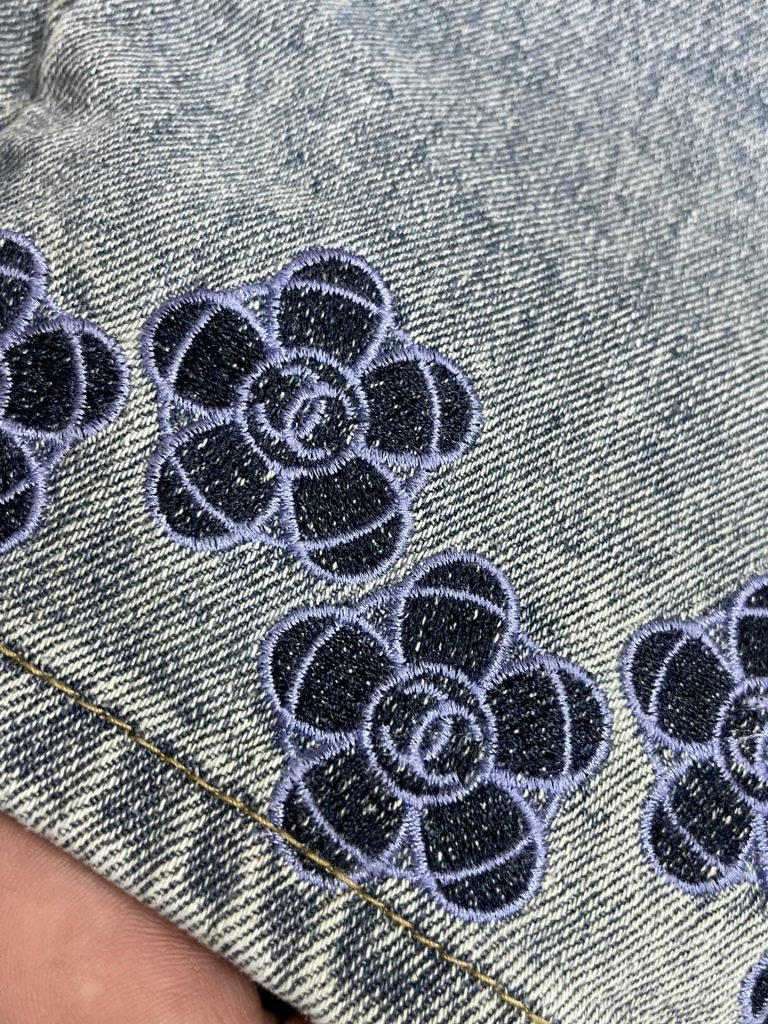 CHANEL（シャネル）激安販売     アイキャッチ ファッション コピー   刺繍logo デニムショートパンツ