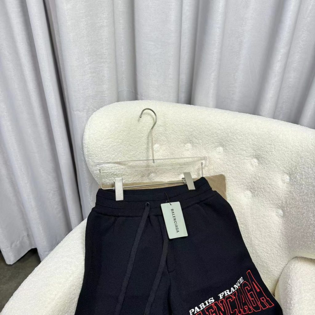 GIVENCHY(ジバンシイ) 2024新作 業界最高い品質 激安販売 ニットショートパンツ