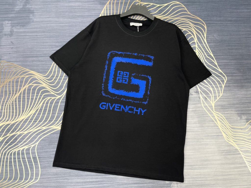 GIVENCHY(ジバンシイ) 入手困難 業界最高い品質 n級品 プリントロゴ丸首半袖Tシャツ