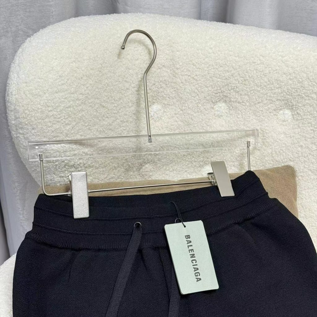 GIVENCHY(ジバンシイ) 2024新作 業界最高い品質 激安販売 ニットショートパンツ