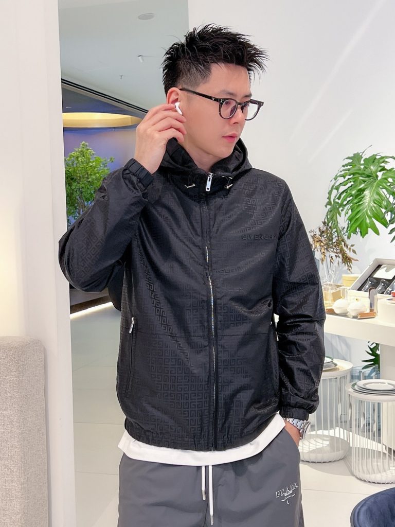 GIVENCHY(ジバンシイ) コピー 芸能人 メンズファッションスタンドカラージャケットコート|スーパーコピーn級優良店 2 GIVENCHY(ジバンシイ) コピー 芸能人 メンズファッションスタンドカラージャケットコート