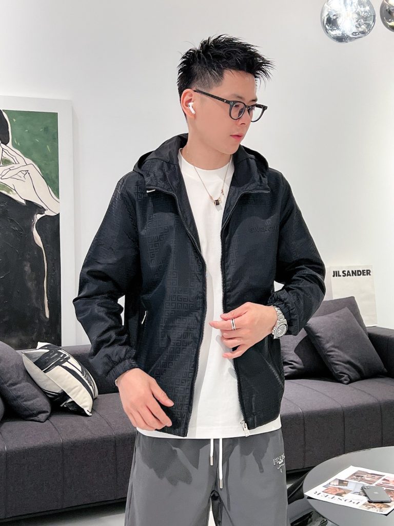 GIVENCHY(ジバンシイ) コピー 芸能人 メンズファッションスタンドカラージャケットコート|スーパーコピーn級優良店 1 GIVENCHY(ジバンシイ) コピー 芸能人 メンズファッションスタンドカラージャケットコート