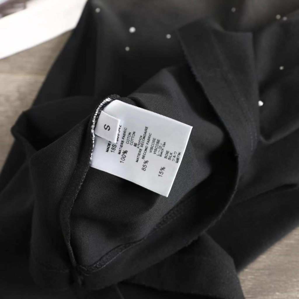 GIVENCHY(ジバンシイ)  2024新作 スーパーコピー 入手困難クロスラウンドネックTシャツ