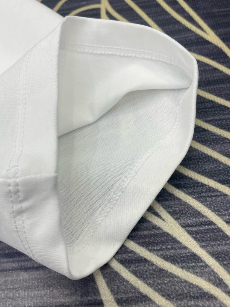 GIVENCHY(ジバンシイ) 入手困難 業界最高い品質 n級品 プリントロゴ丸首半袖Tシャツ