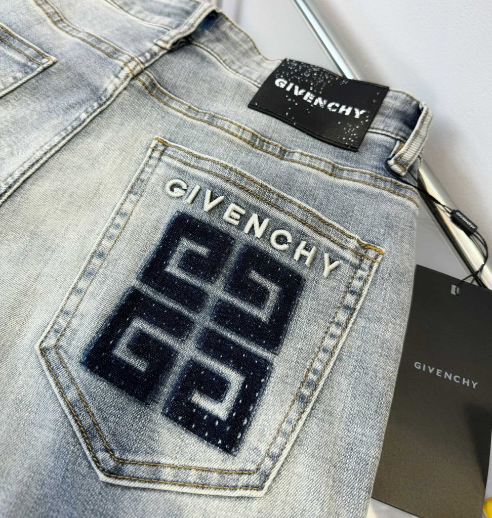 業界最高い品質 ジバンシ コピー 人気新作カジュアルジーンズ