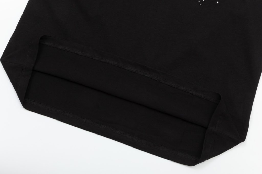 激安販売   超お得ジバンシ n級品 アルファベットグラフィティ ファッションカジュアル半袖Tシャツ