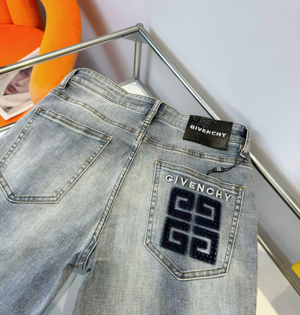 業界最高い品質 ジバンシ コピー 人気新作カジュアルジーンズ