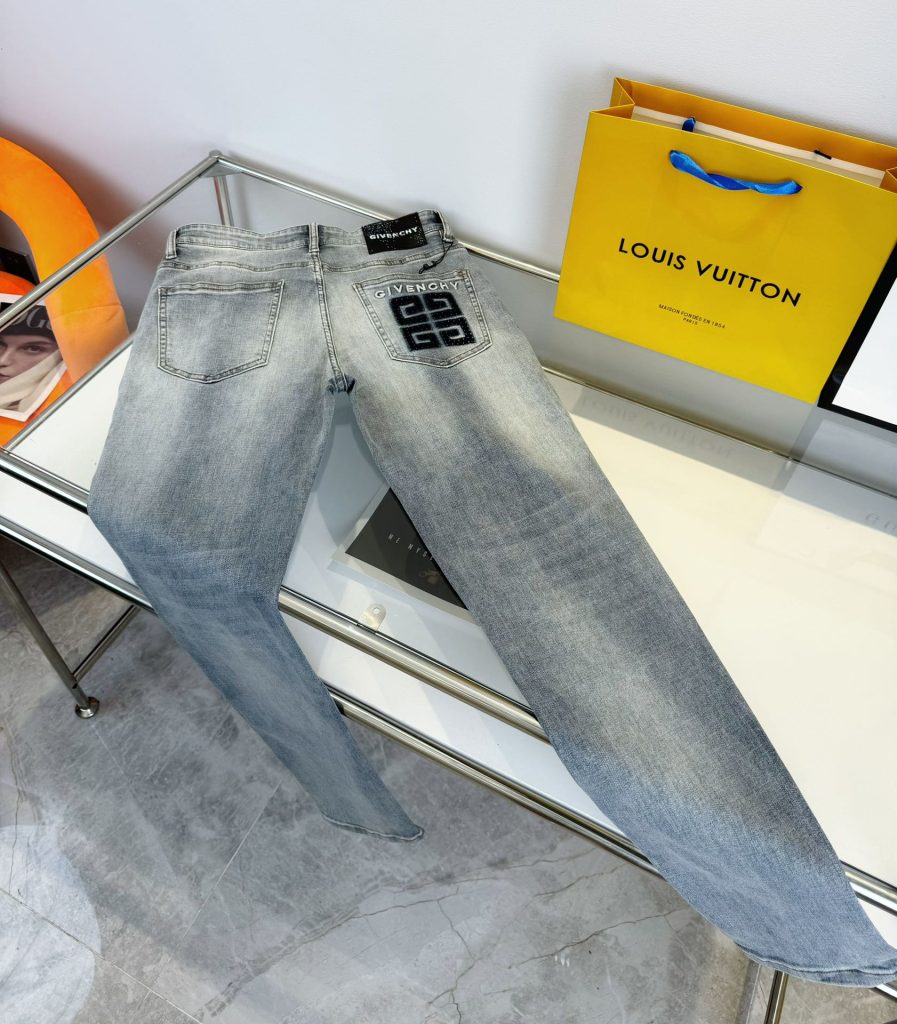 業界最高い品質 ジバンシ コピー 人気新作カジュアルジーンズ
