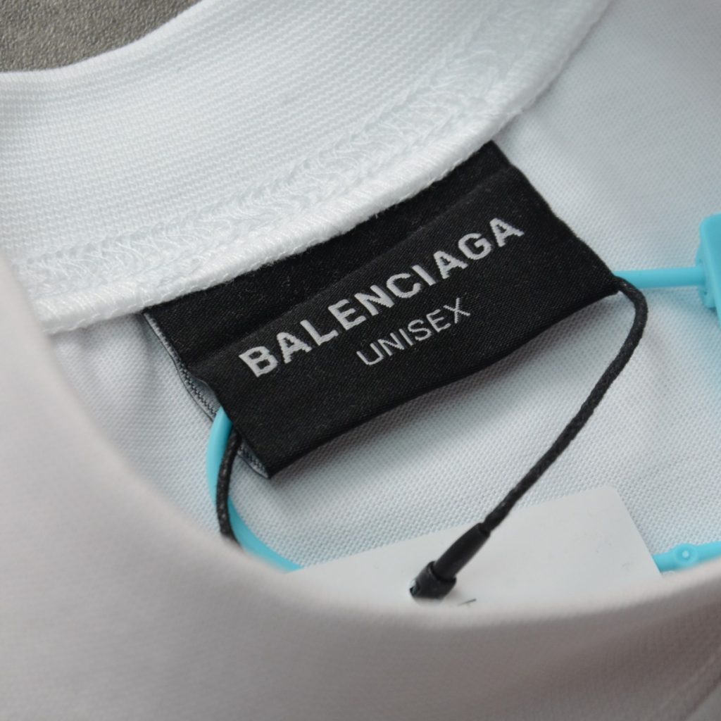 BALENCIAGA(バレンシアガ ) 偽物 アルファベット刺繍両面着用半袖 通販