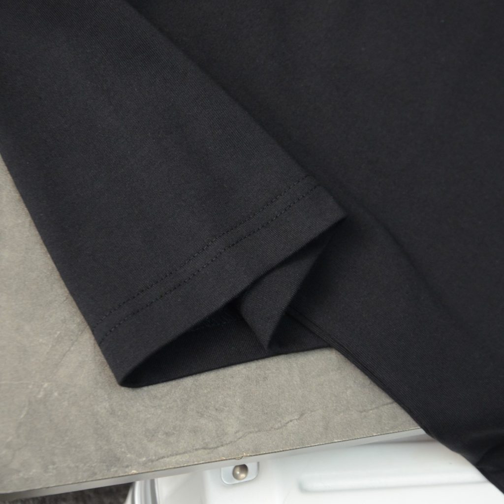 BALENCIAGA(バレンシアガ) n級品 定番ボタンプリントラウンドネック半袖Tシャツ 通販