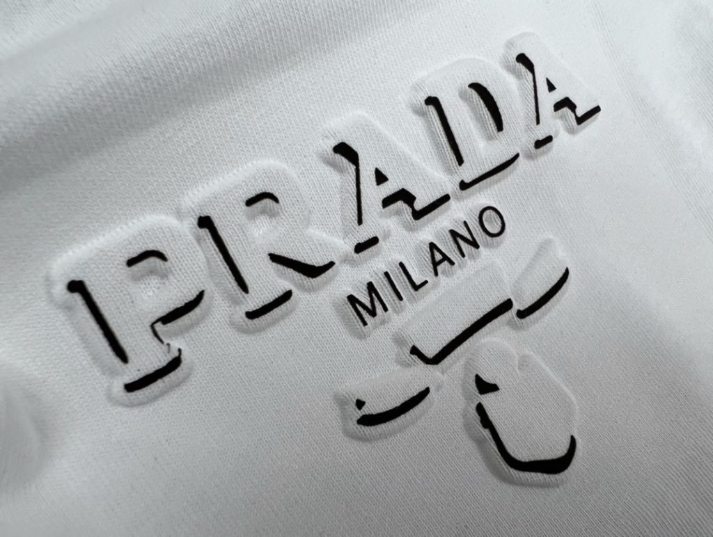  PRADA(プラダ) コピー 激安販売 プリントロゴカジュアル半袖Tシャツ