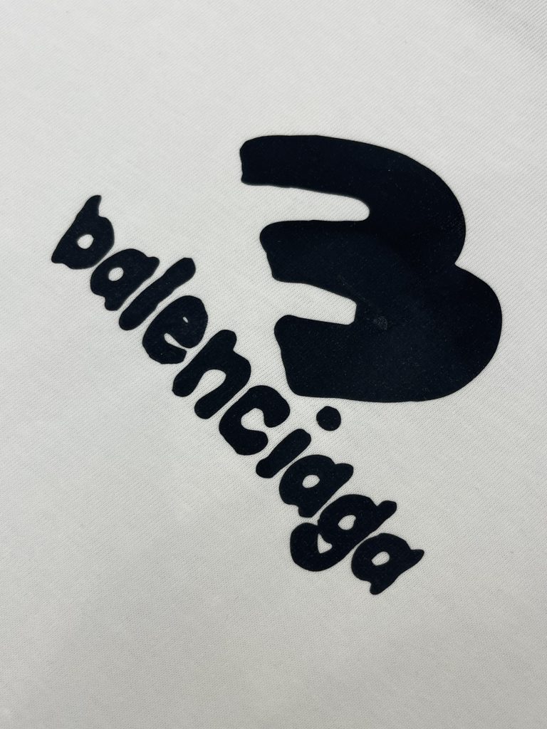 BALENCIAGA(バレンシアガ) コピー トレンド流行春夏新作ロゴラウンドネック半袖Tシャツ