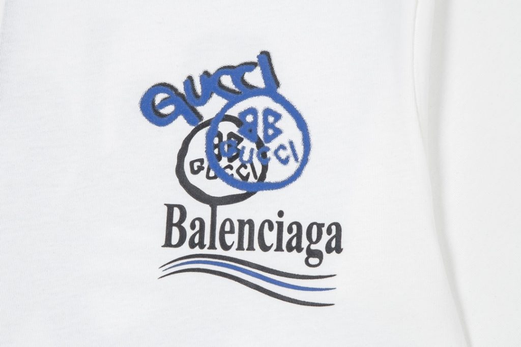 BALENCIAGA(バレンシアガ) 2024限定連名 コピー ロゴプリント半袖Tシャツ 激安通販