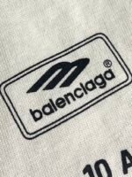 BALENCIAGA(バレンシアガ) 芸能人 スーパーコピー プリント丸首トレンドカジュアル半袖Tシャツ