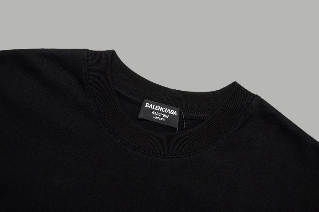 BALENCIAGA(バレンシアガ)  スーパーコピー 手困難  ポテトチップスアルファベットプリントTシャツ