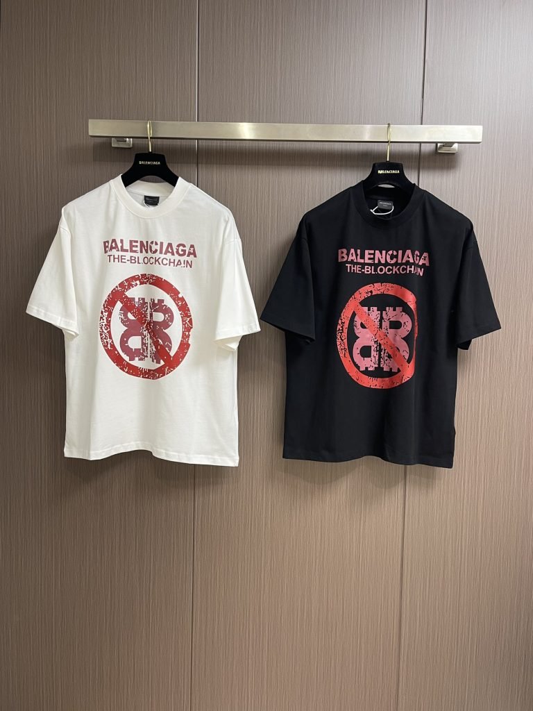 BALENCIAGA(バレンシアガ) 入手困難 新作  ファッション ロゴプリントオシャレカジュアルTシャツ n級品