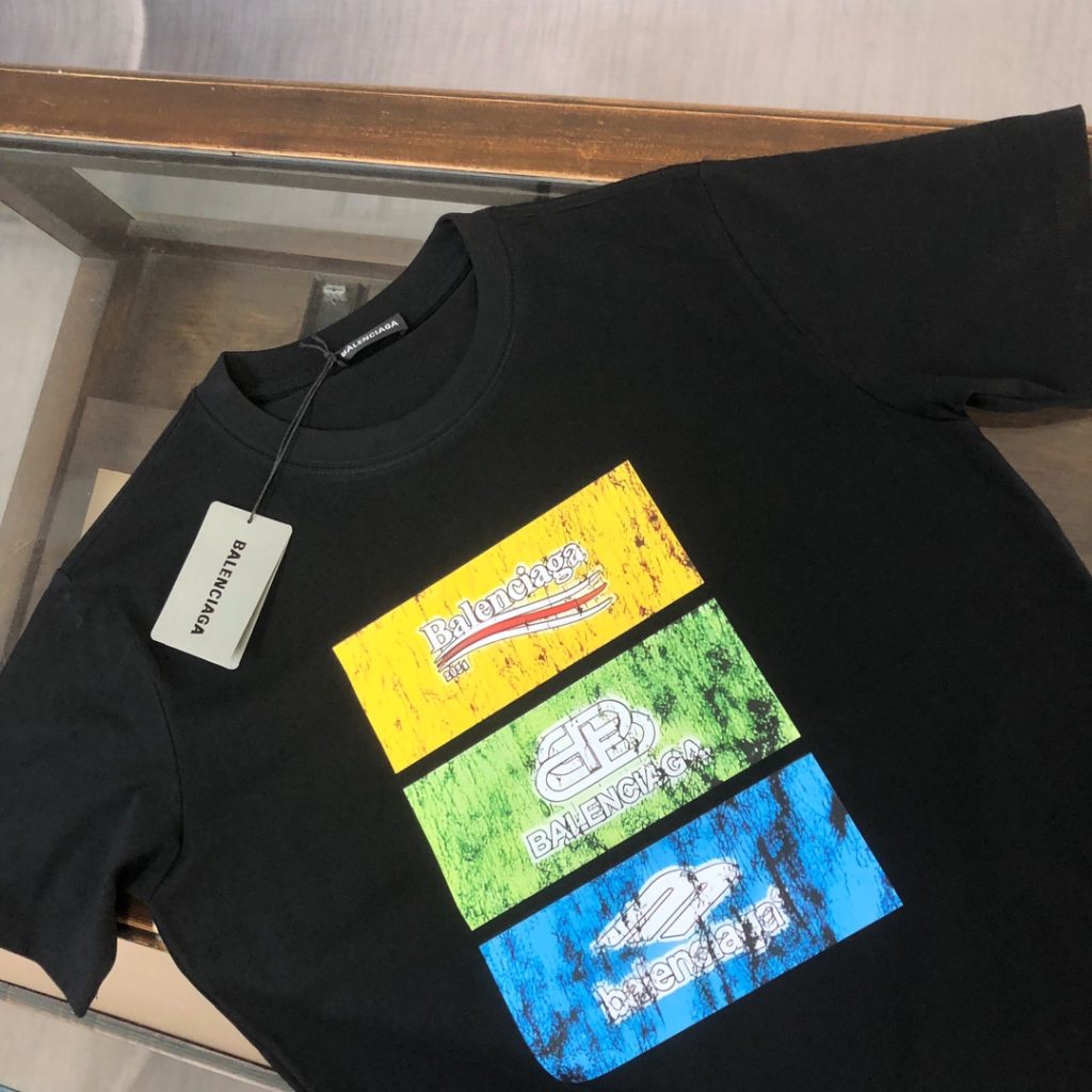 BALENCIAGA(バレンシアガ) 春夏最新 スーパーコピー カップルタイプ半袖Tシャツ n級品