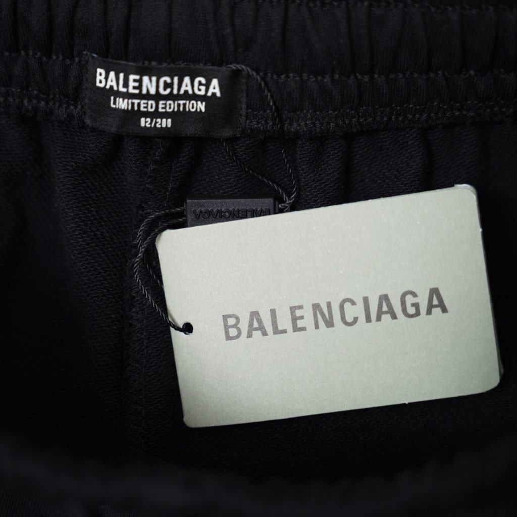 BALENCIAGA（バレンシアガ）スーパーコピー ロゴエンブレム刺しゅうショートパンツ