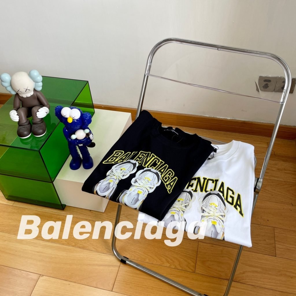 BALENCIAGA（バレンシアガ） 人気バカ売れ商品靴プリントカジュアル半袖Tシャツ