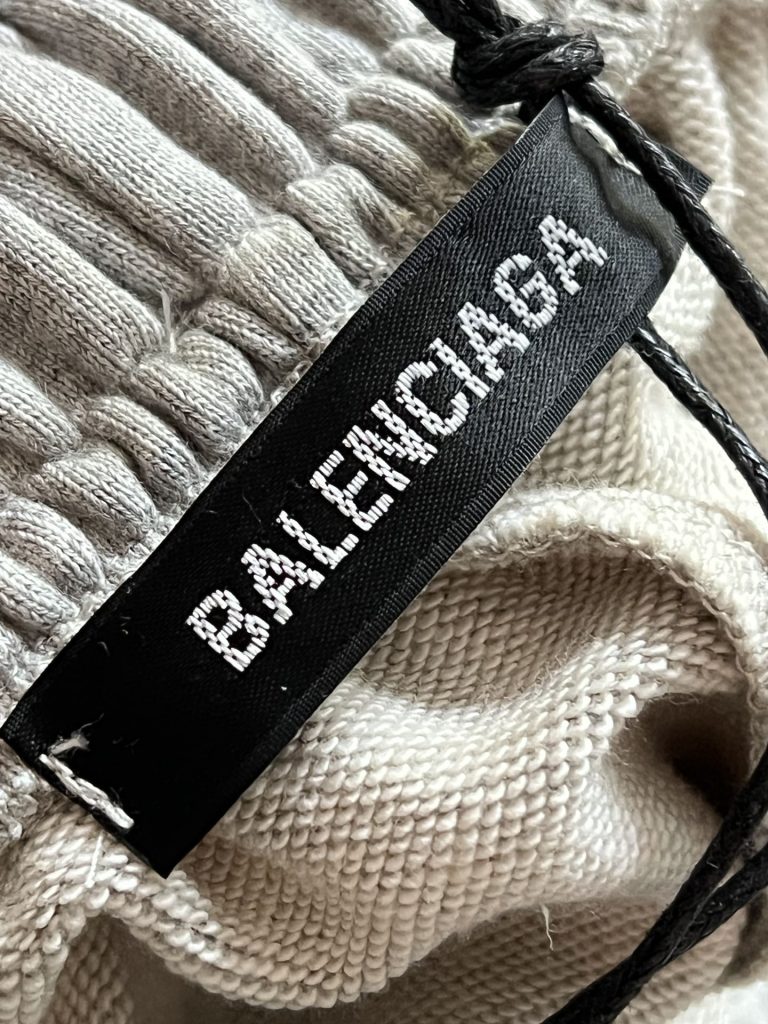 BALENCIAGA（バレンシアガ） 入手困難 コーラフラワー刺繍カップルタイプファッションショートパンツ