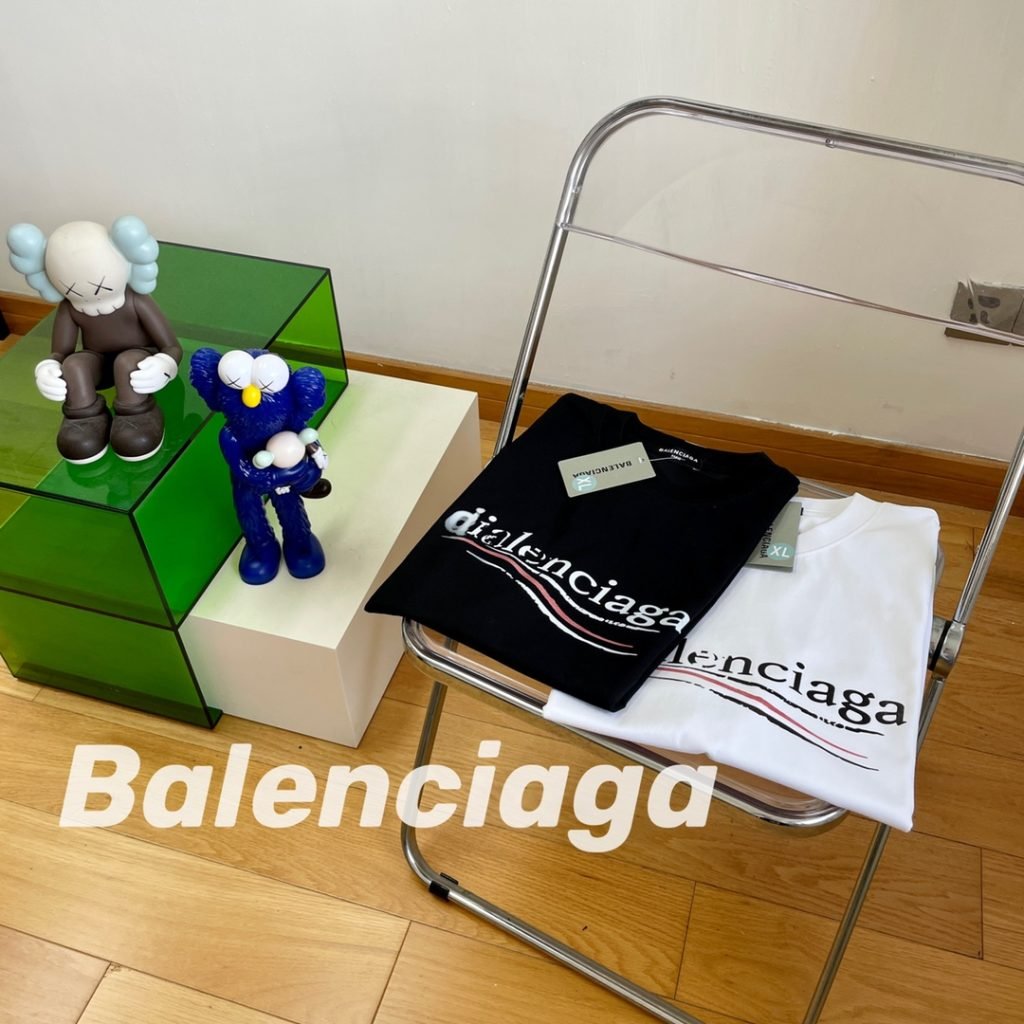 BALENCIAGA（バレンシアガ） 人気バカ売れ商品靴プリントカジュアル半袖Tシャツ