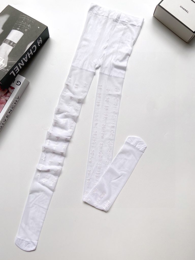シャネル コピー 人気アルファベットプリントストッキング