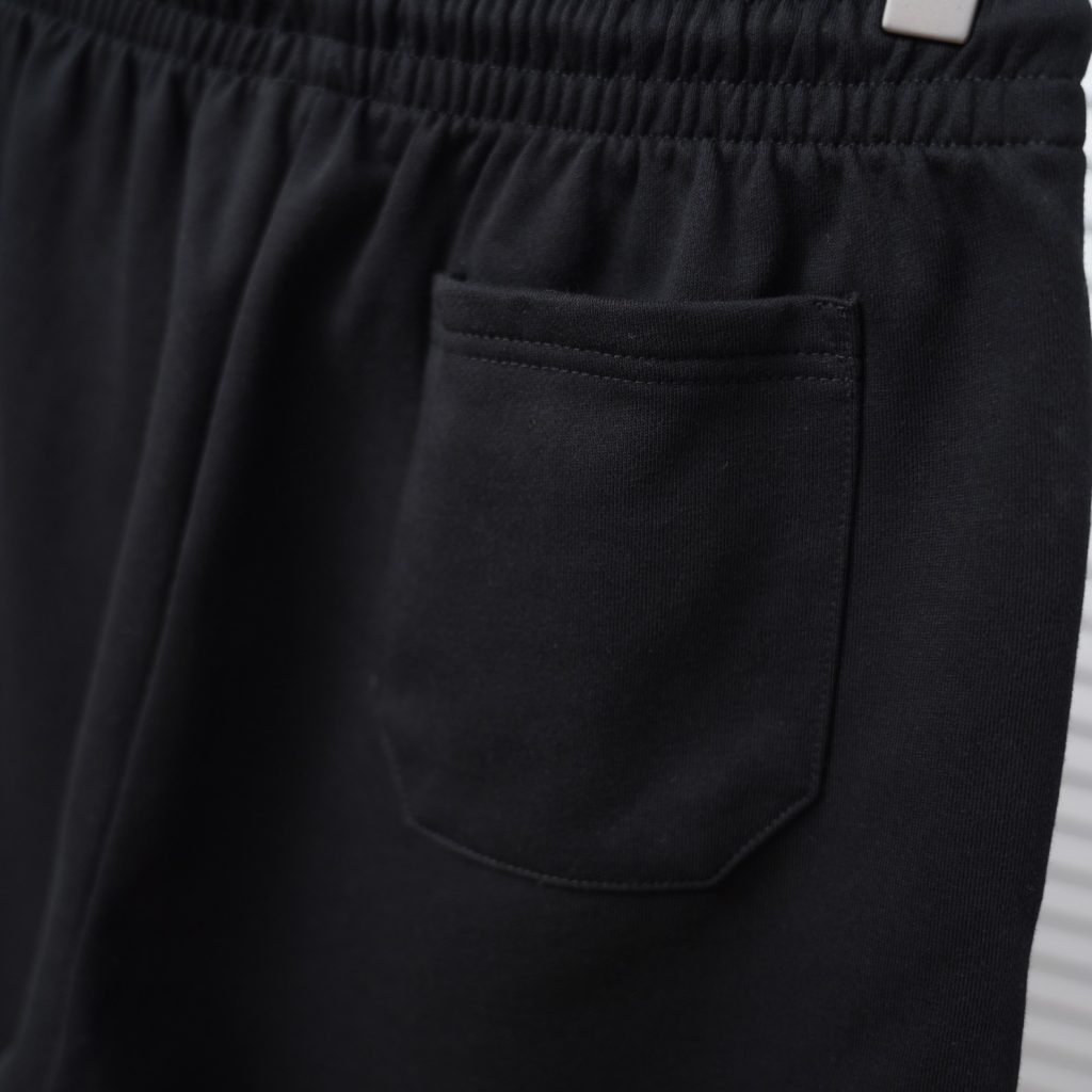 バレンシアガ コピー ロゴマーク刺しゅうショートパンツ