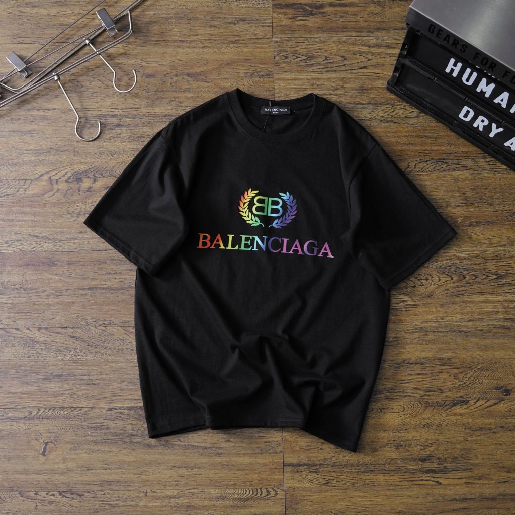 バレンシアガ 偽物 2024人気バカ売れタイプアルファベットロゴファッションカジュアルプリント 半袖Tシャツ