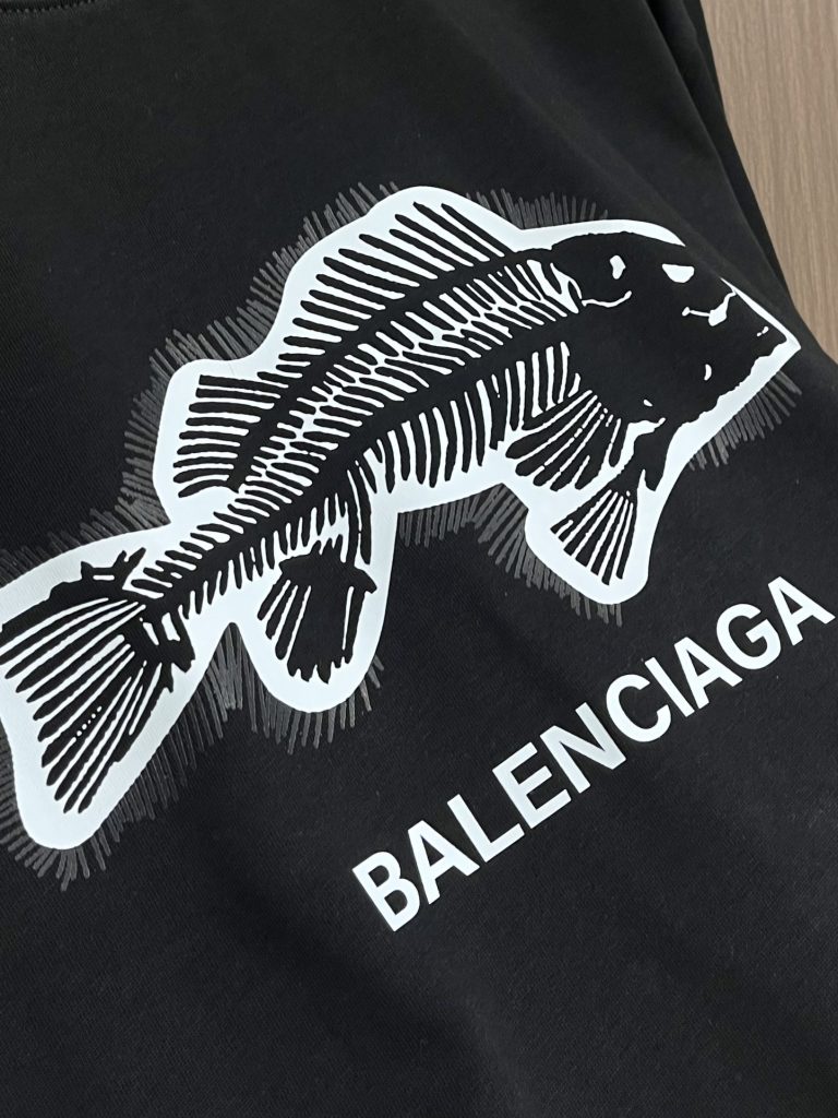 激安通販 バレンシアガ スーパーコピー 入手困難 快適綿プリントカジュアル半袖Tシャツ