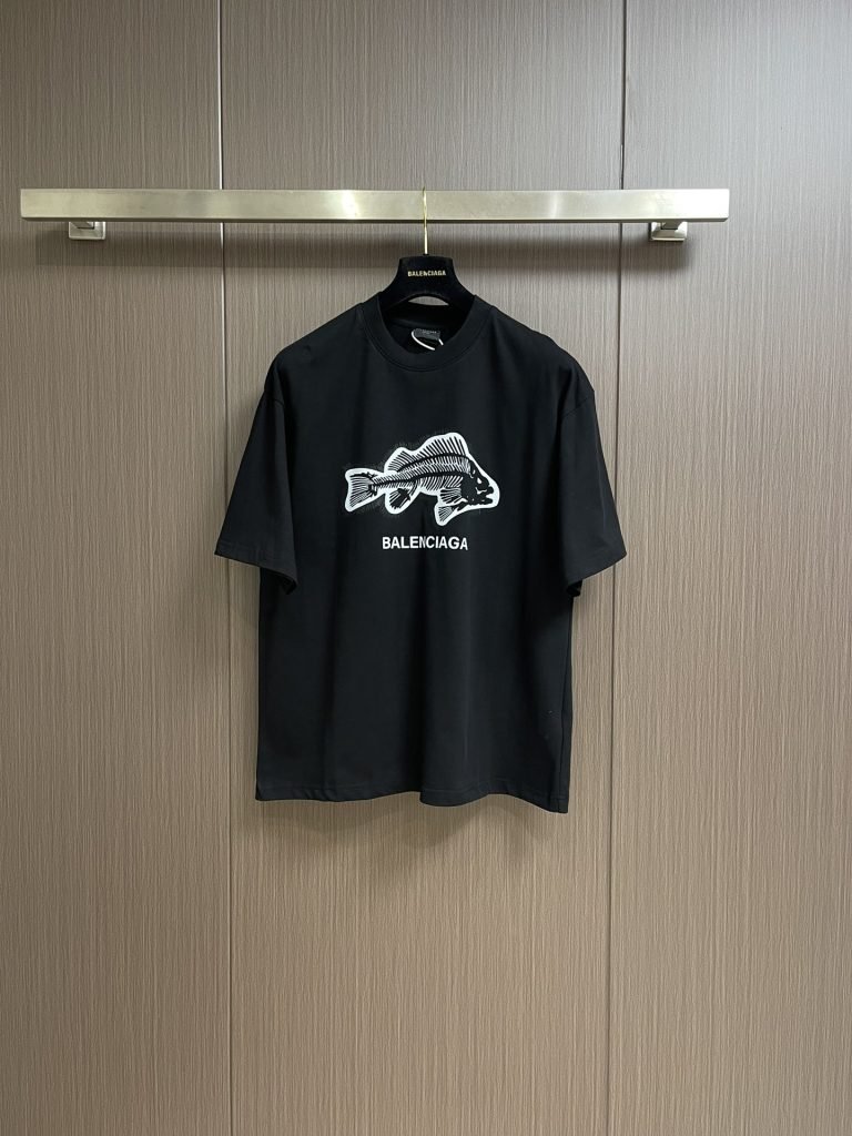 激安通販 バレンシアガ スーパーコピー 入手困難 快適綿プリントカジュアル半袖Tシャツ