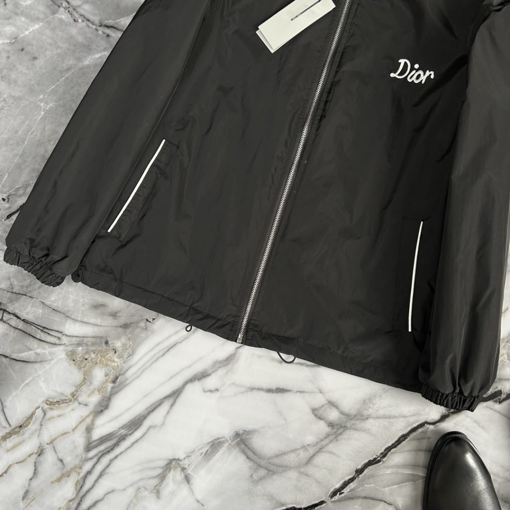 DIOR (ディオール)  コピー ファッション  カジュアルフード付きジャケット