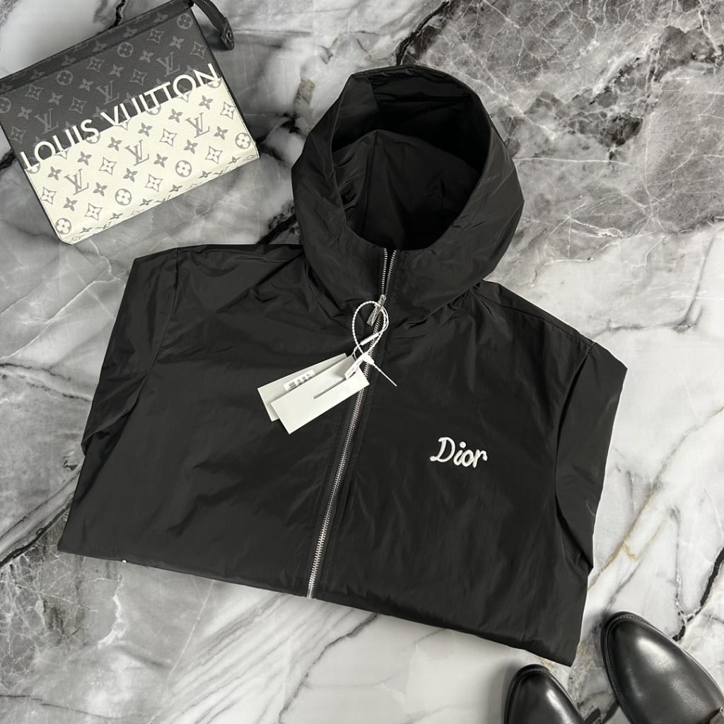 DIOR (ディオール)  コピー ファッション  カジュアルフード付きジャケット