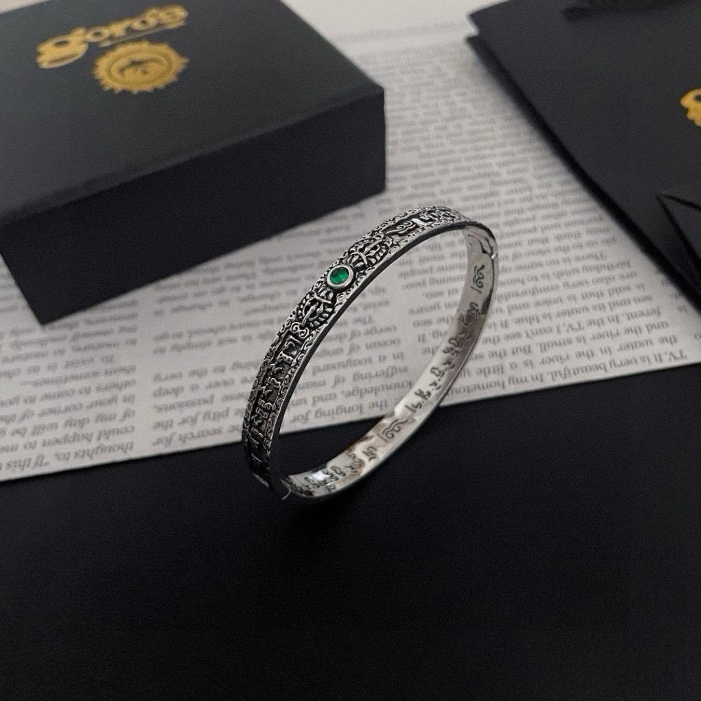 Goro’s（ゴローズ） コピー 高橋吾郎925純銀梵字ブレスレットトレンドシルバーアクセサリー 激安通販 