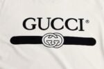 GUCCI (グッチ) コピー落書きプリントカジュアル半袖Tシャツ 通販