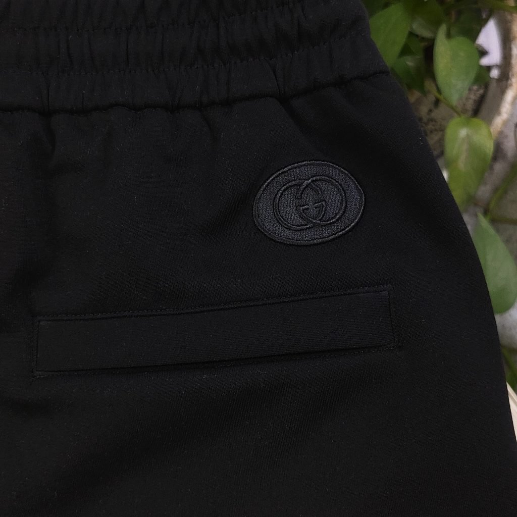 GUCCI (グッチ)  偽物 刺繍オシャレカジュアルショートパンツ 激安通販