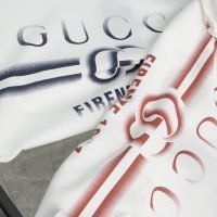 GUCCI (グッチ) 偽物 アルファベットロゴプリント丸首半袖Tシャツ 通販