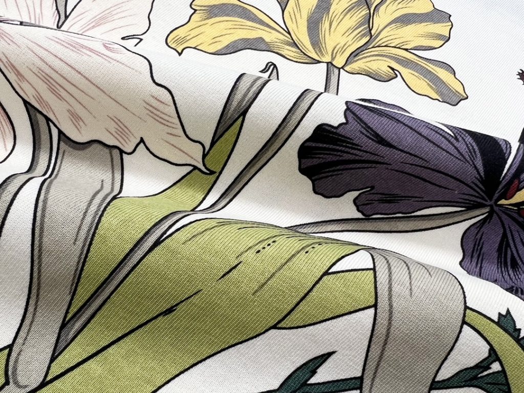 GUCCI (グッチ) 芸能人 コピー フラワー半袖プリントTシャツ|スーパーコピーn級優良店 5 GUCCI (グッチ) 芸能人 コピー フラワー半袖プリントTシャツ