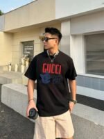 GUCCI (グッチ) コピー 猫アルファベットプリント丸首半袖Tシャツ 激安通販