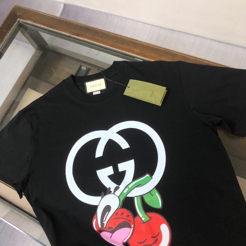 GUCCI (グッチ) 芸能人  偽物 コットン丸首半袖Tシャツ