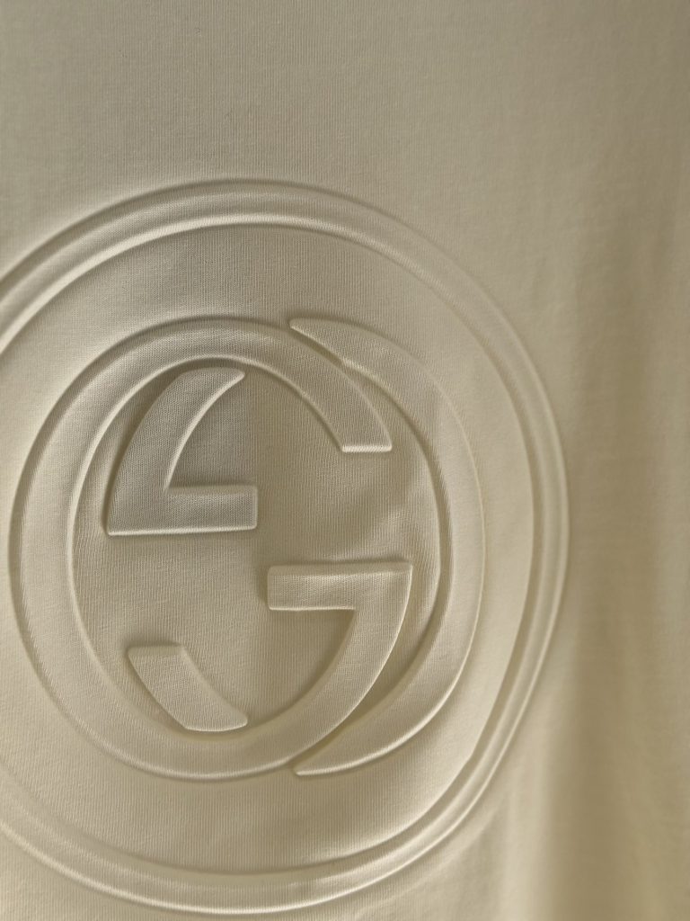 GUCCI (グッチ) コピー 龍年限定タイプロゴカジュアル半袖 激安通販