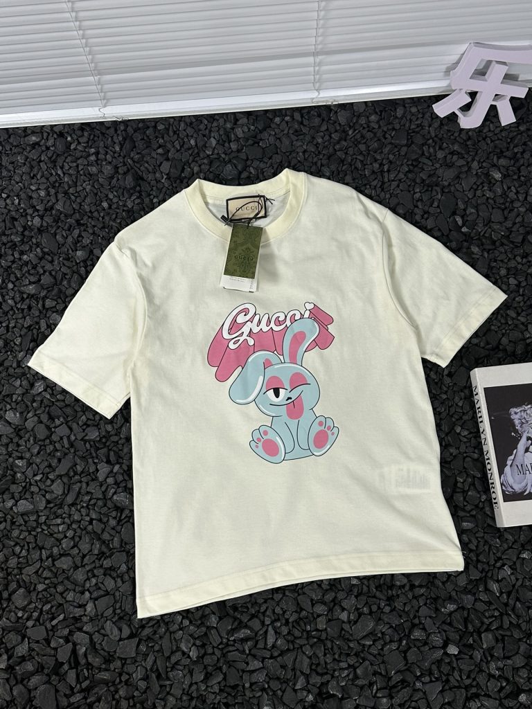 GUCCI (グッチ) n級品 芸能人 夏の新作子供の趣ピンクブルーウサギアルファベットプリント半袖