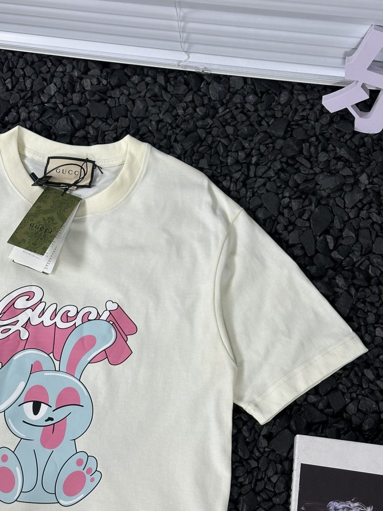 GUCCI (グッチ) n級品 芸能人 夏の新作子供の趣ピンクブルーウサギアルファベットプリント半袖