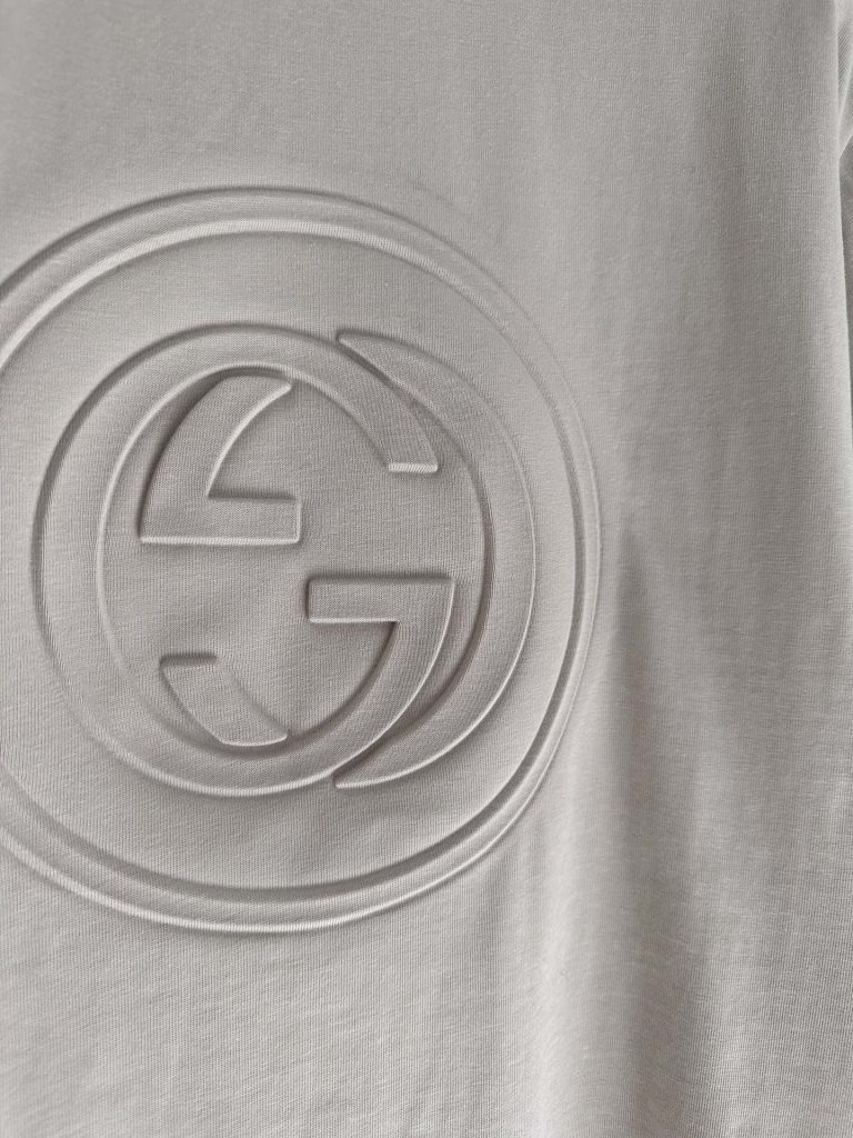 GUCCI (グッチ) コピー 龍年限定タイプロゴカジュアル半袖 激安通販