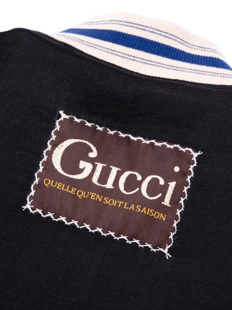 GUCCI (グッチ) 芸能人 リバーシブルスタジャン 激安通販