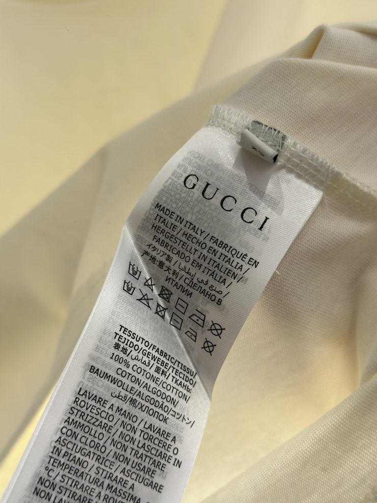 GUCCI (グッチ) コピー 龍年限定タイプロゴカジュアル半袖 激安通販