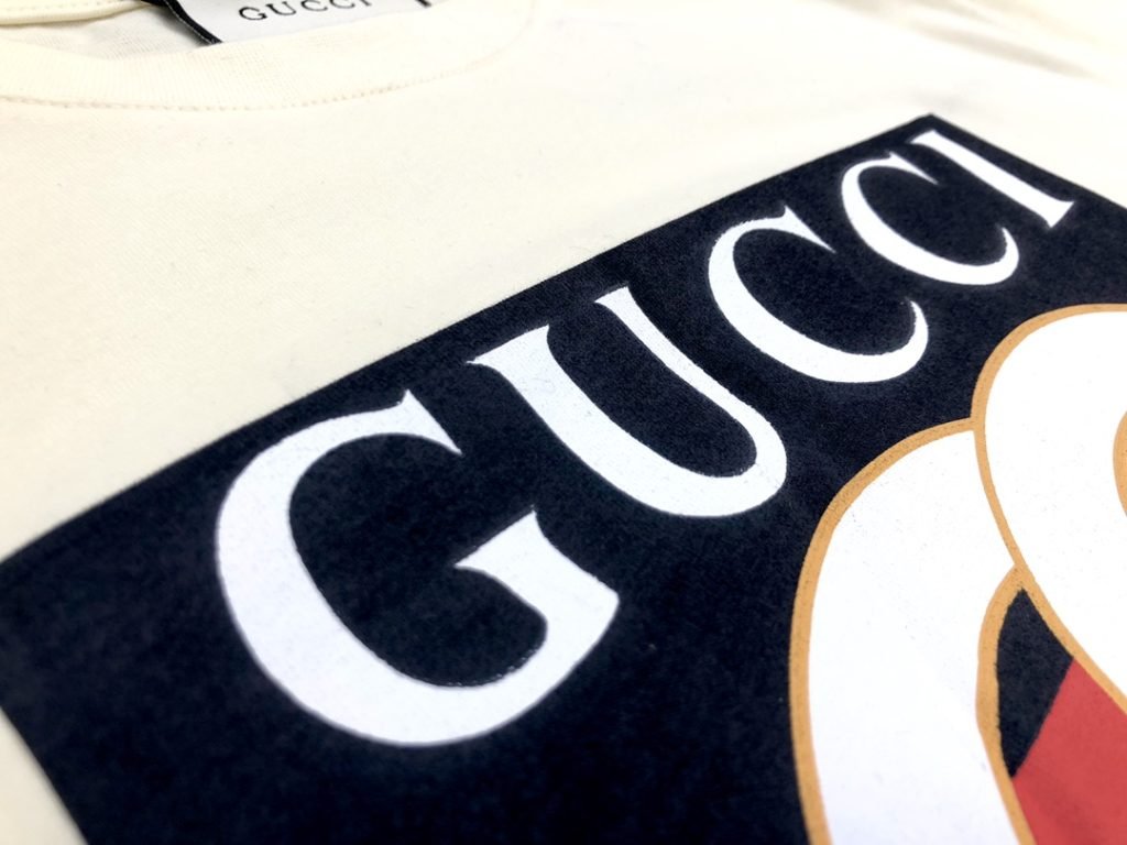 GUCCI (グッチ)  スーパーコピー春夏兎八哥プリント半袖Tシャツ