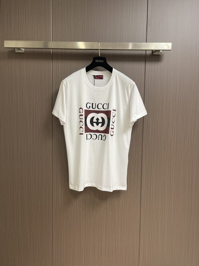 GUCCI (グッチ) コピー芸能人 春夏新作ラウンドネックTシャツ